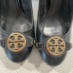 Tory Burch black  Leather High Heel Pumps 6M